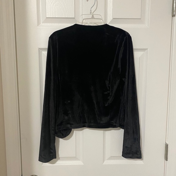 NWT Black Velvet Cropped Jacket - Picture 6 of 9